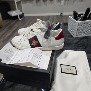 Gucci White Sneakers with Red and Green Stripes